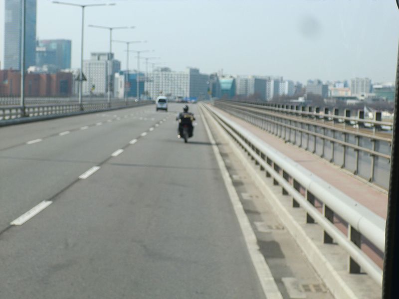 File:Seogang Bridge.JPG