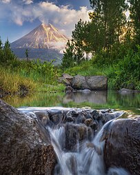 Pemandangan alam di Sarkawi