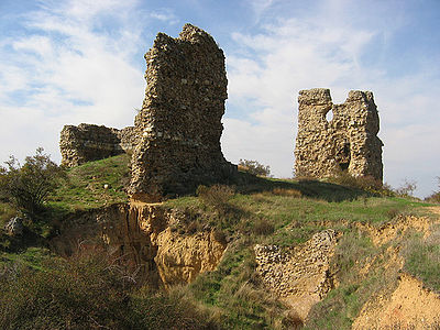 English: Castle in Saldaña Español: Ruinas del castillo de Saldaña