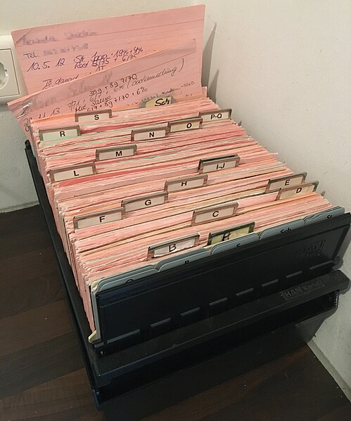 File:Filing box with index cards containing customer data of a small business (2022).jpg