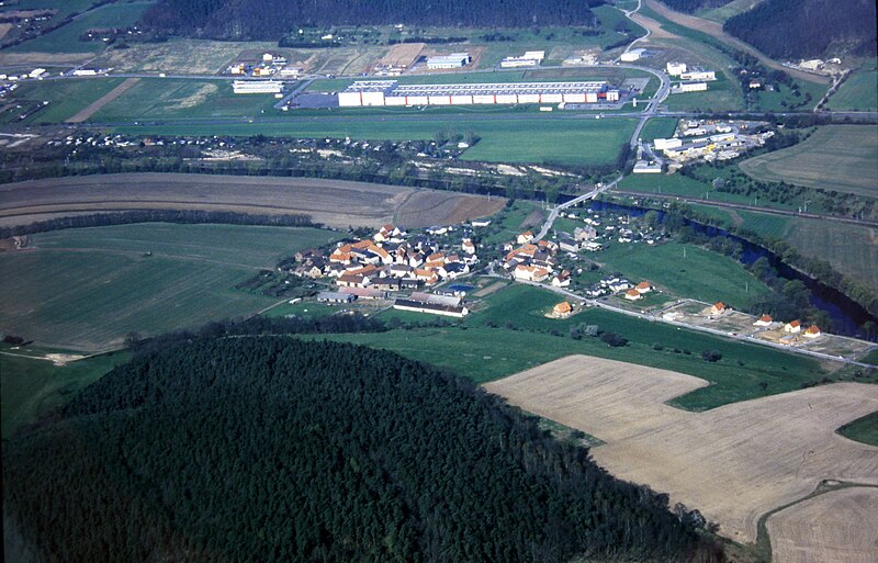 File:Großpürschütz 1997-04-12 03.jpg