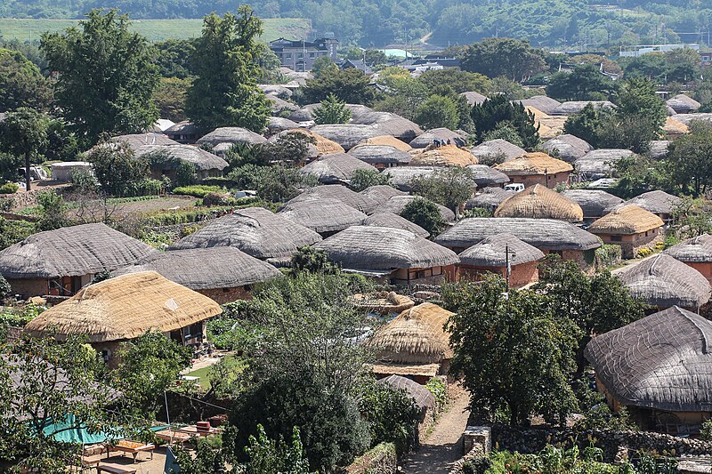 File:Naganeupseong Village 04.jpg