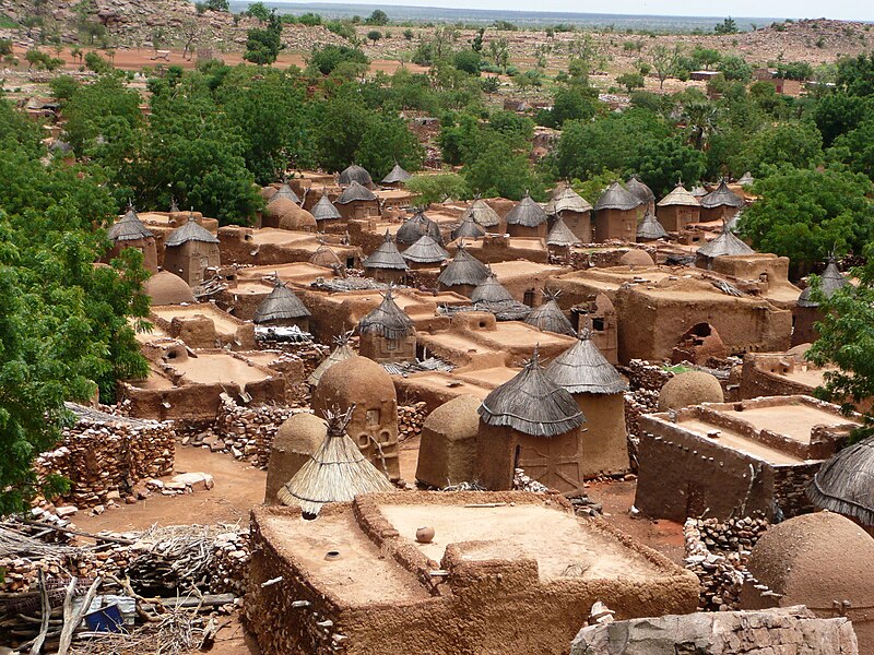 File:Village dogon.jpg