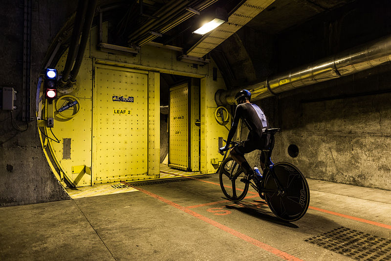 File:Chris Froome - The First Man to Cycle through the Eurotunnel (14592985832).jpg