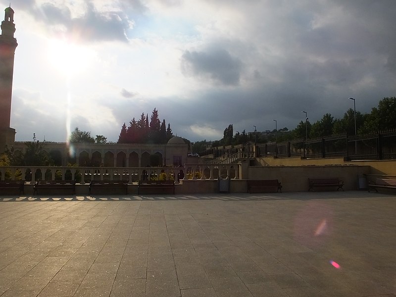 File:Shamakhy Juma Mosque 1.jpg