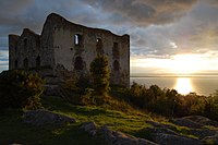 The ruins of Brahehus Castle outside Gränna in Jönköping County in the province of Småland, Sweden. Built for Count Per Brahe the Younger in the 1640s. Author: Dada.cudla.