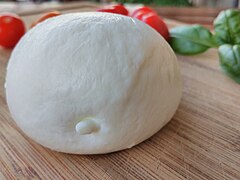 Mozzarella picture used in 133 articles