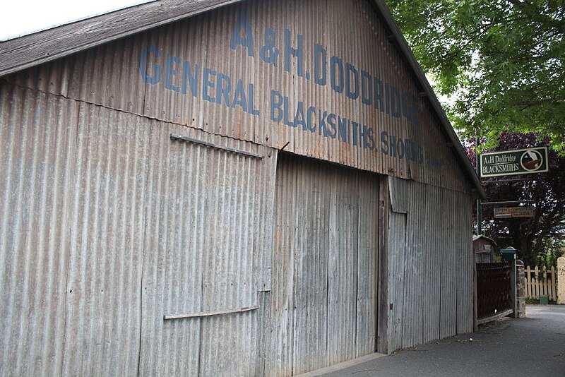 File:A&H Doddridge blacksmith shop, Angaston.jpg