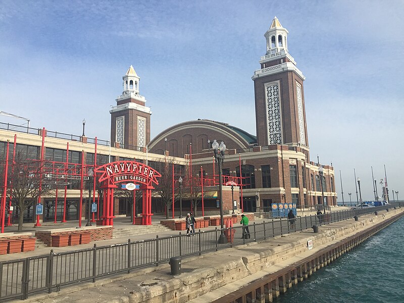 File:Navy Pier, Chicago, IL 11-24-15.jpg