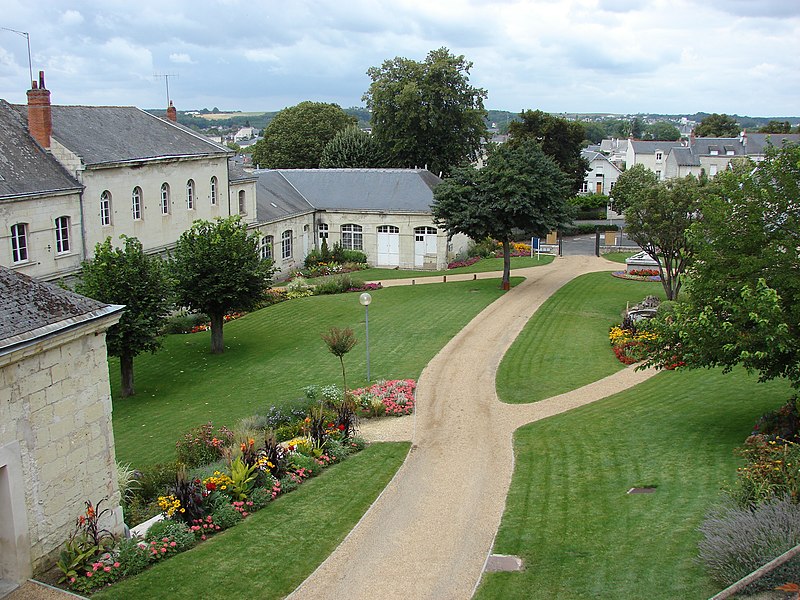 File:Jardin des Plantes, Saumur, Pays de la Loire, France - panoramio.jpg