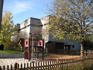 Evang. Dietrich-Bonhoeffer-Kirche Stuttgart-Fasanenhof (Möhringen)