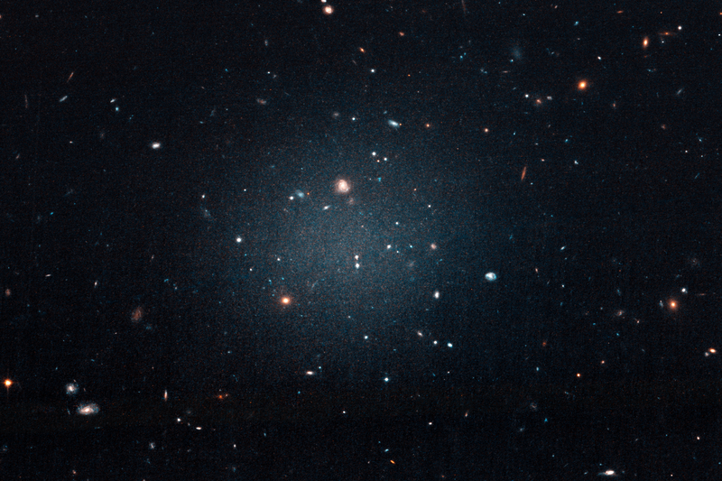 File:NGC 1052-DF2 (2018-16-4139).png