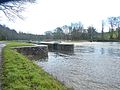 L'écluse du Moustoir entre Châteauneuf-du-Faou et Saint-Goazec (Canal de Nantes à Brest ; Aulne canalisée).