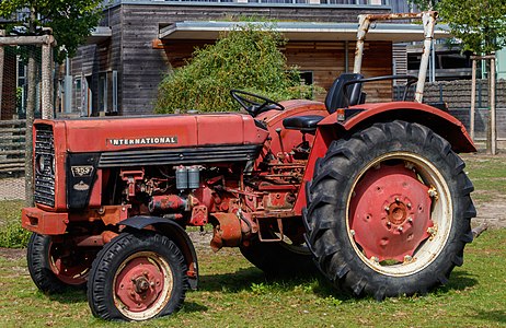 International Harvester 353 (1967 - 1972) International Harvester Stadtgarten Karlsruhe