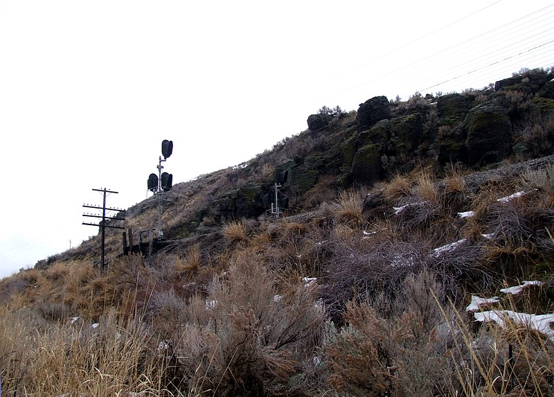 File:Rail Signal - panoramio.jpg