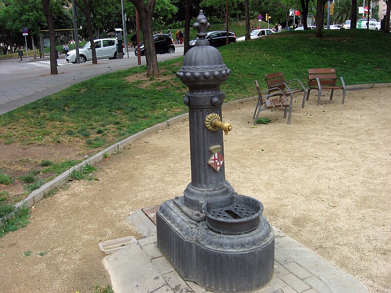 File:Font BCN4.JPG