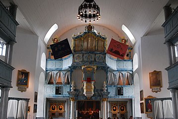 Røros Church - altar, pulpit and organ