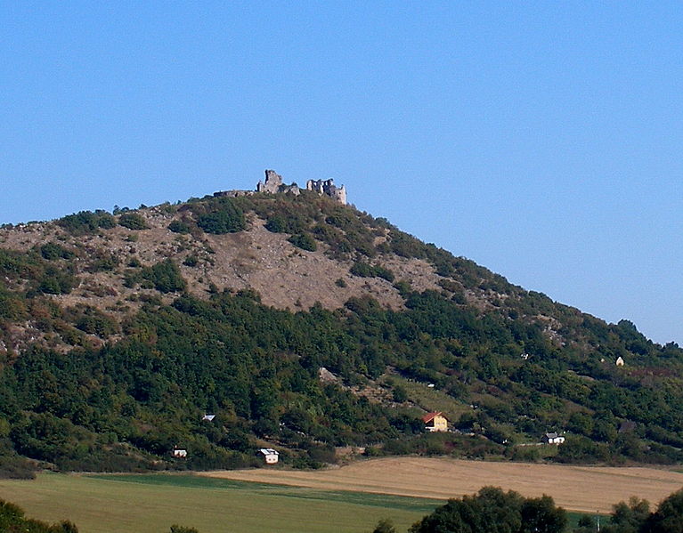 File:Turnianskyhrad11Slovakia.jpg