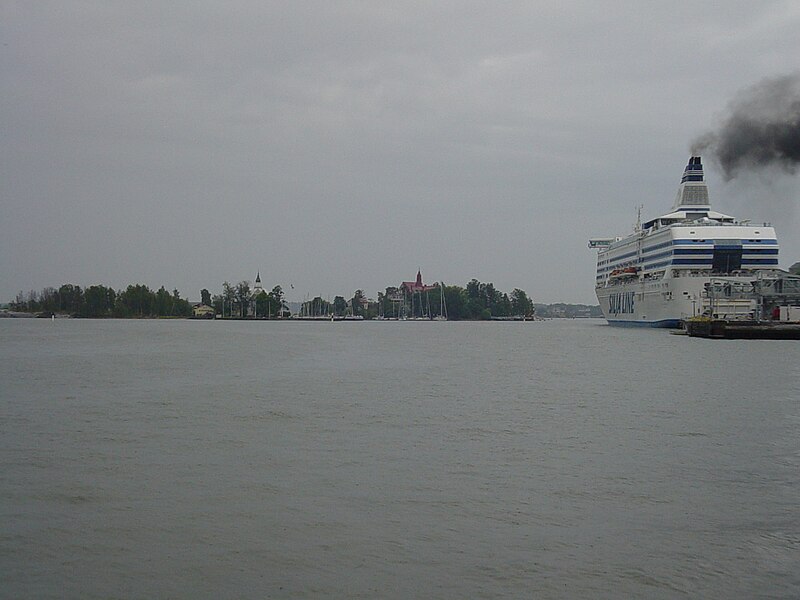 File:Helsinki (21312579380).jpg