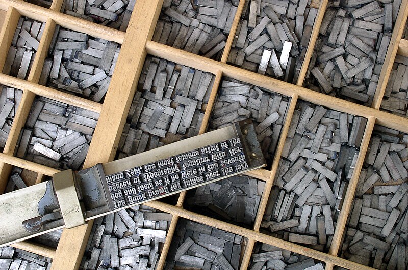 File:Metal movable type.jpg