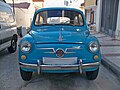 SEAT 600 D en la calle Alcaide de los Donceles, San Miguel, 2023-11-29.