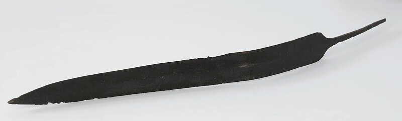 File:02024 Two-edged sword from Czelin.jpg