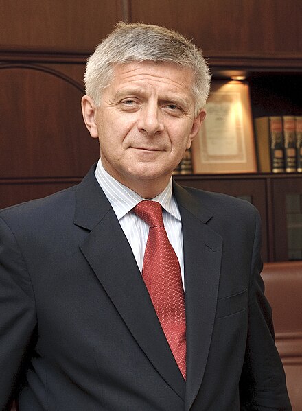 File:Marek Belka NBP.jpg