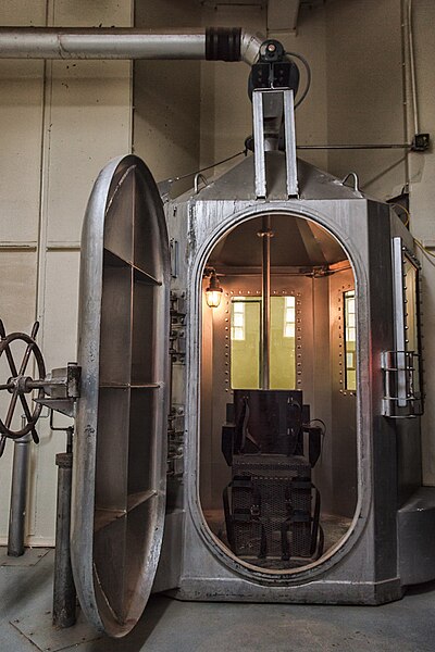 File:Penitentiary of New Mexico - Gas Chamber.jpg