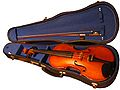 English: A violin and a bow in its case Azərbaycanca: Sandıqça içindǝ skripka Esperanto: Violono en ĝia skatolo Español: Violín en su estuche /