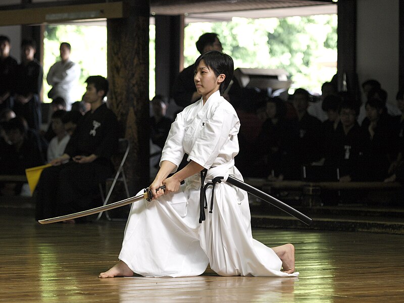 File:Sayuri Iaido.JPG