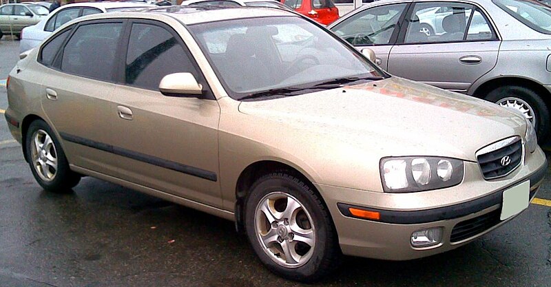 File:Early Elantra Hatch.jpg