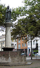 Mariensäule, Marienbrunnen Dionysiusplatz