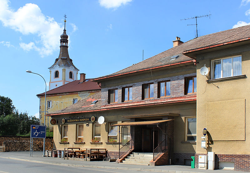 File:Blížejov, restaurant.jpg