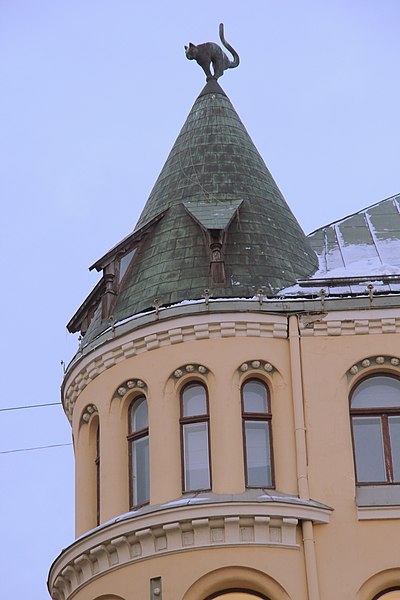 File:Kaķu māja. Cat house - panoramio.jpg