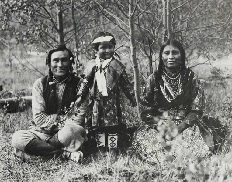 File:Samson Beaver and family.jpg