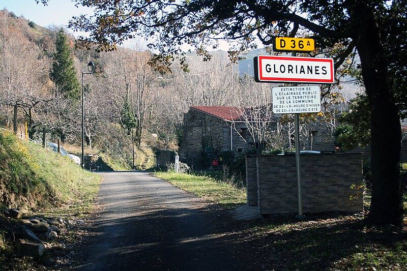 File:Glorianes - Entrée.jpg