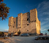 Tvrđava Nehaj na brdu Nehaj je najpoznatiji spomenik i simbol grada Senja (The fortress Nehaj on the hill Nehaj is the most famous monument and symbol of the town of Senj)