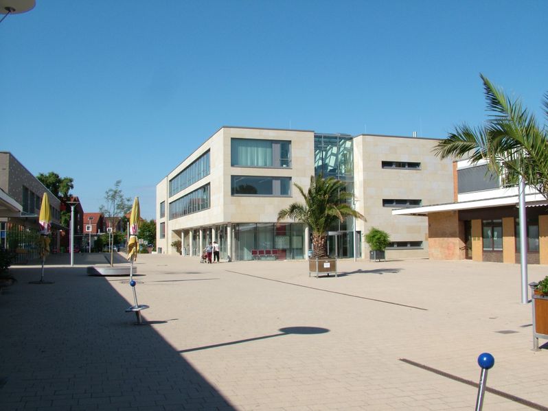 File:Hemmingen Niedersachsen Rathaus.jpg