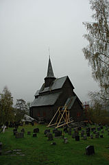 Norsk bokmål: Høre stavkirke English: Høre stave church