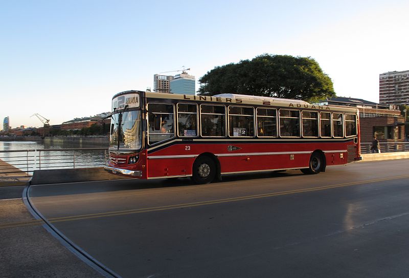 File:Buenos Aires autobus 01.jpg