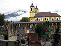 Wiltener Basilika („Unserer Lieben Frau unter den vier Säulen“), Friedhof am Fuße des Bergisel