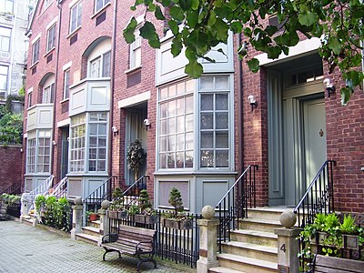 Greenwich Mews houses, built 1989