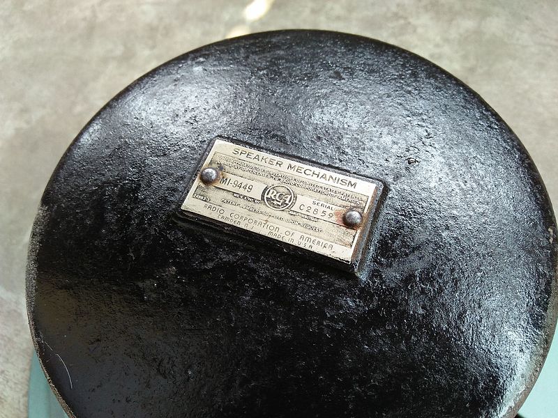 File:1938 RCA Speaker Mechanism Label - Model MI-9449 Serial C2859 - Kolkata 20170506115555.jpg