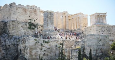 Calor extremo obliga a cerrar  la famosa Acrópolis de Atenas