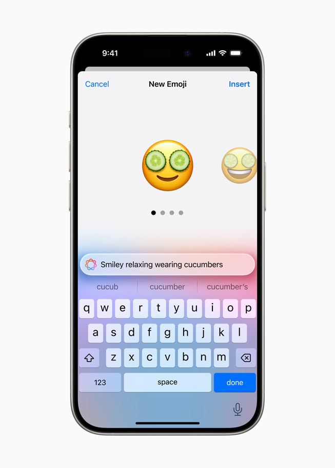 Un utilisateur sélectionne des options Genmoji basées sur la requête : « Smiley se relaxant avec des concombres sur les yeux ».