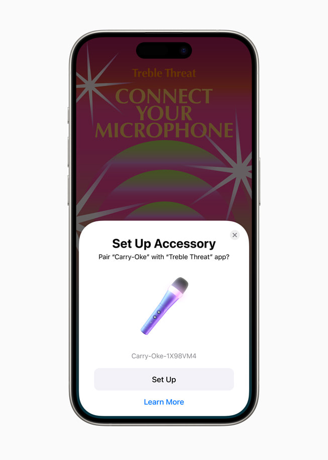 En skärm för parkoppling av en mikrofon med appen Treble Threat visas i Accessory Setup Kit på iPhone 15 Pro.