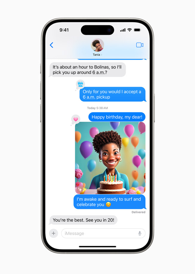iPhone 15 Pro zobrazuje zprávy v konverzaci s animovaným narozeninovým obrázkem