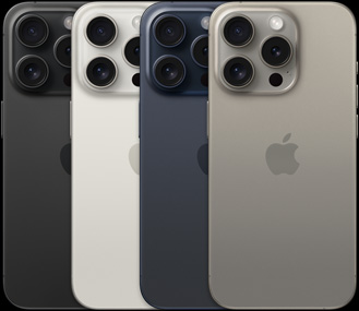 Vista posteriore di iPhone 15 Pro in quattro diversi colori