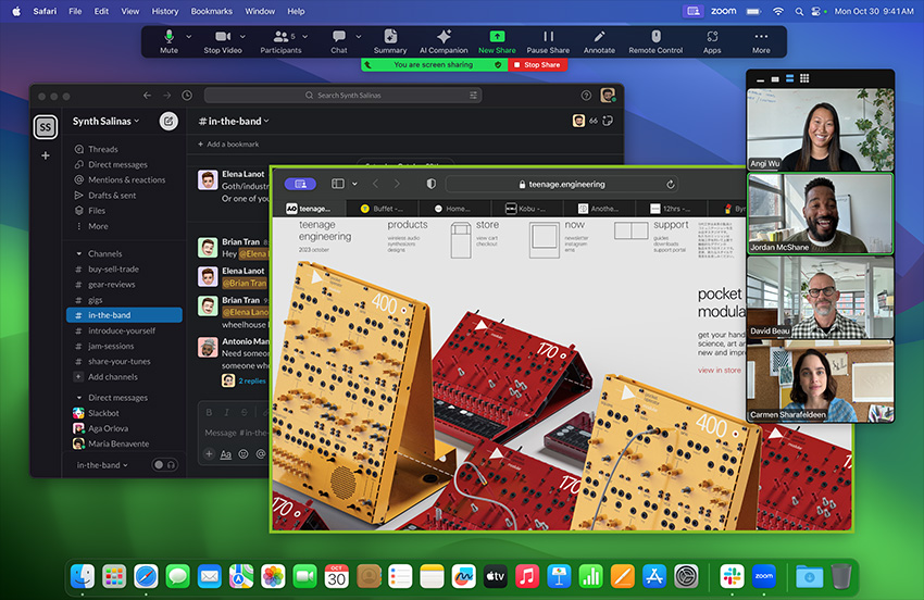 Một cuộc họp Zoom trên MacBook Pro với chip M3: Người dùng đang chia sẻ màn hình của họ để hiển thị trang web của công ty Teenage Engineering, trình bày hình ảnh của thiết bị tổng hợp mô-đun, với kênh Slack có tên Synth Salinas đang mở ở dưới nền