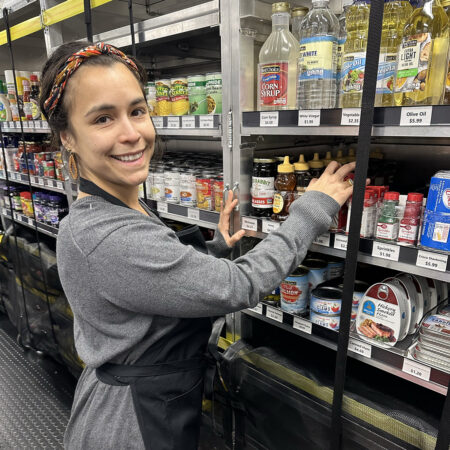 Alyssa Albrecht, Up & Coming Volunteer, Eat Well Sioux Falls Mobile Market